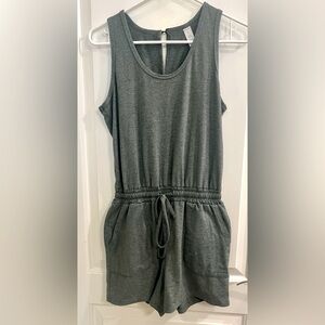 Gray/Green Sleeveless Romper